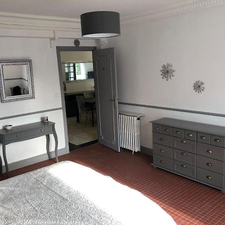 Grand Appartement De Standing "Reve Du Soir" De 170 M2 350 M De La Gare Lourdes Exteriör bild