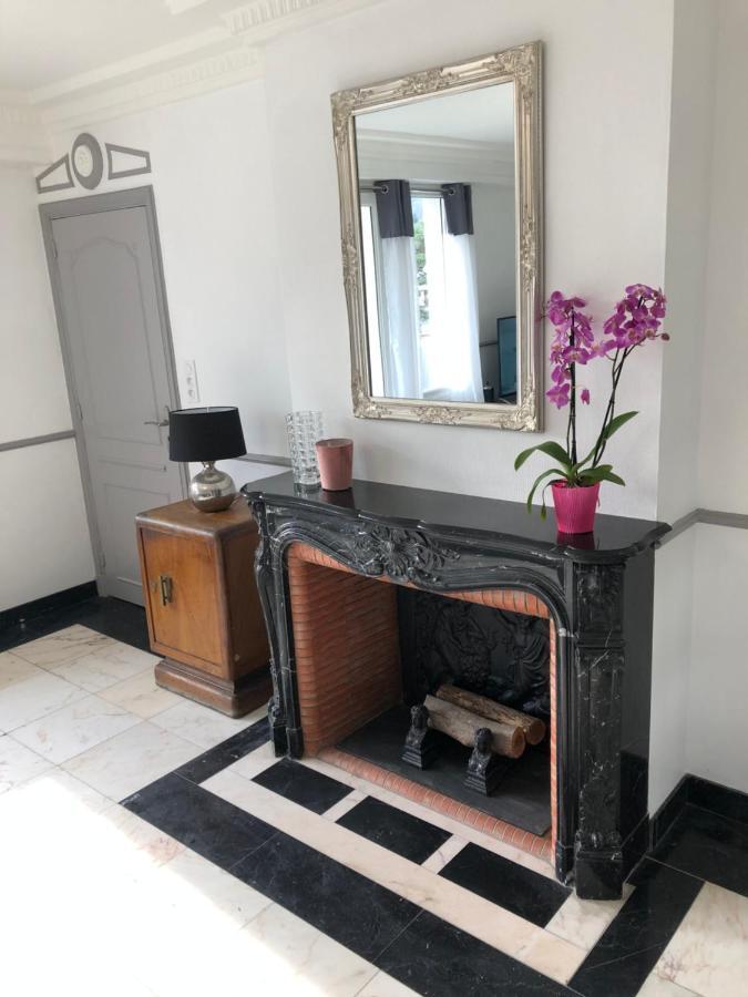 Grand Appartement De Standing "Reve Du Soir" De 170 M2 350 M De La Gare Lourdes Exteriör bild
